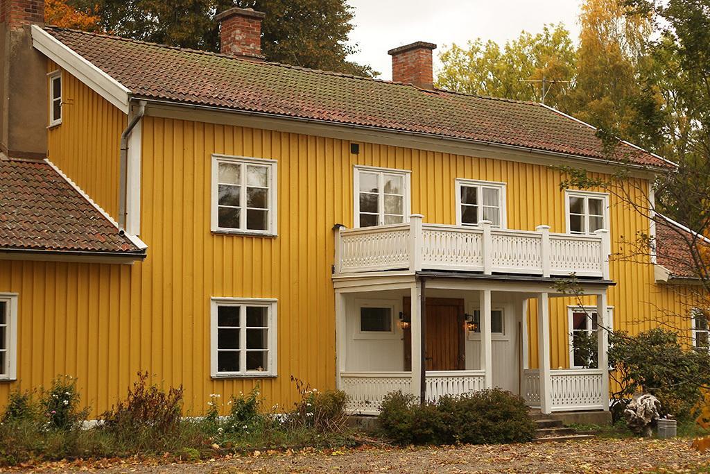 Hallebergs Bed&Breakfast Скара Экстерьер фото